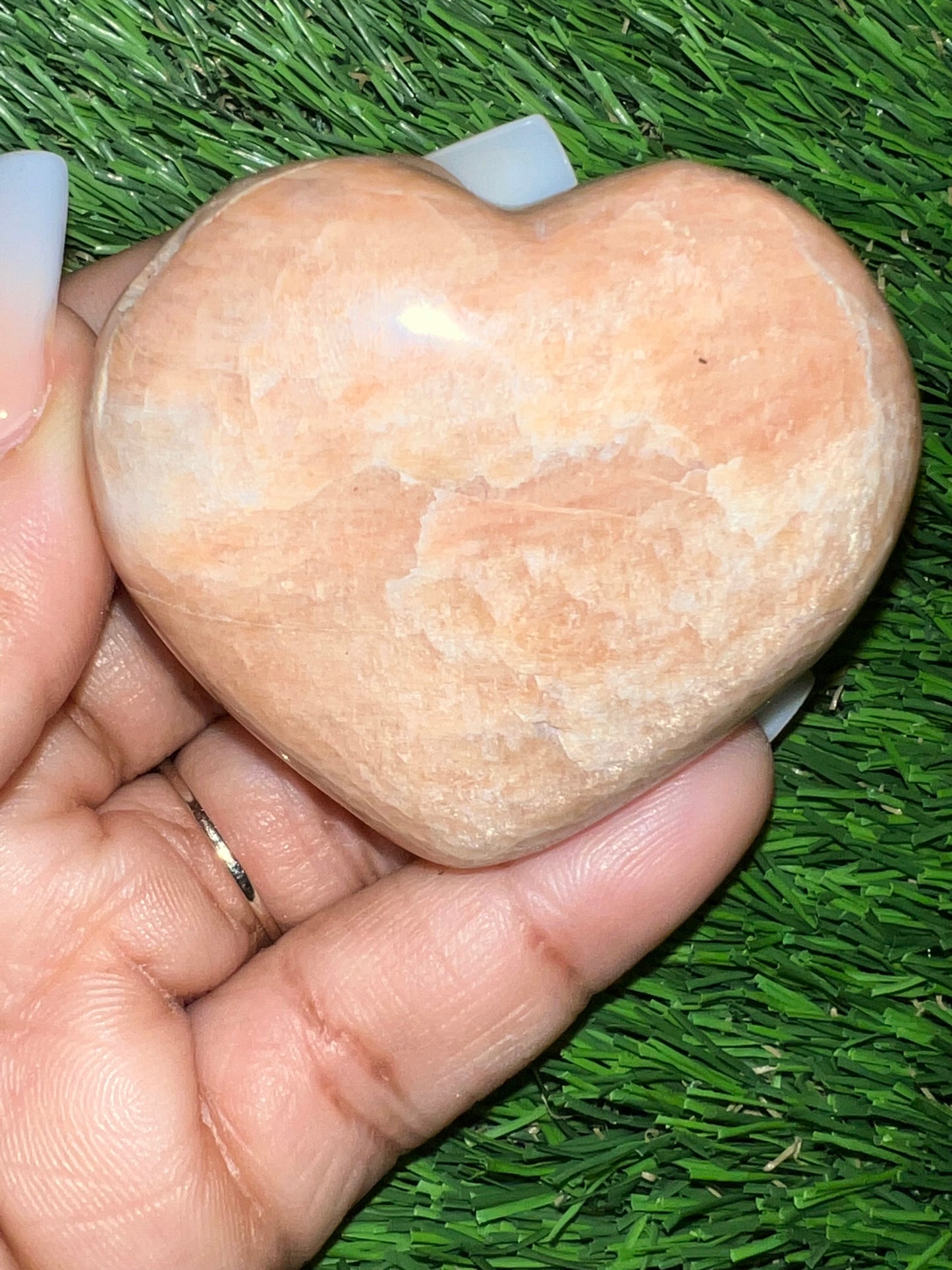 Peach Moonstone heart (1)