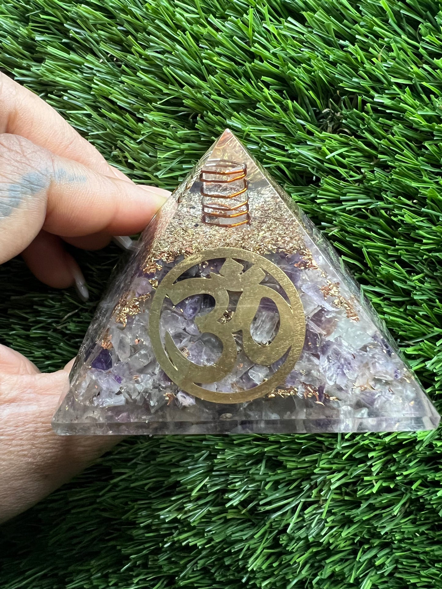 Amethyst OM Pyramid (Orgonite)